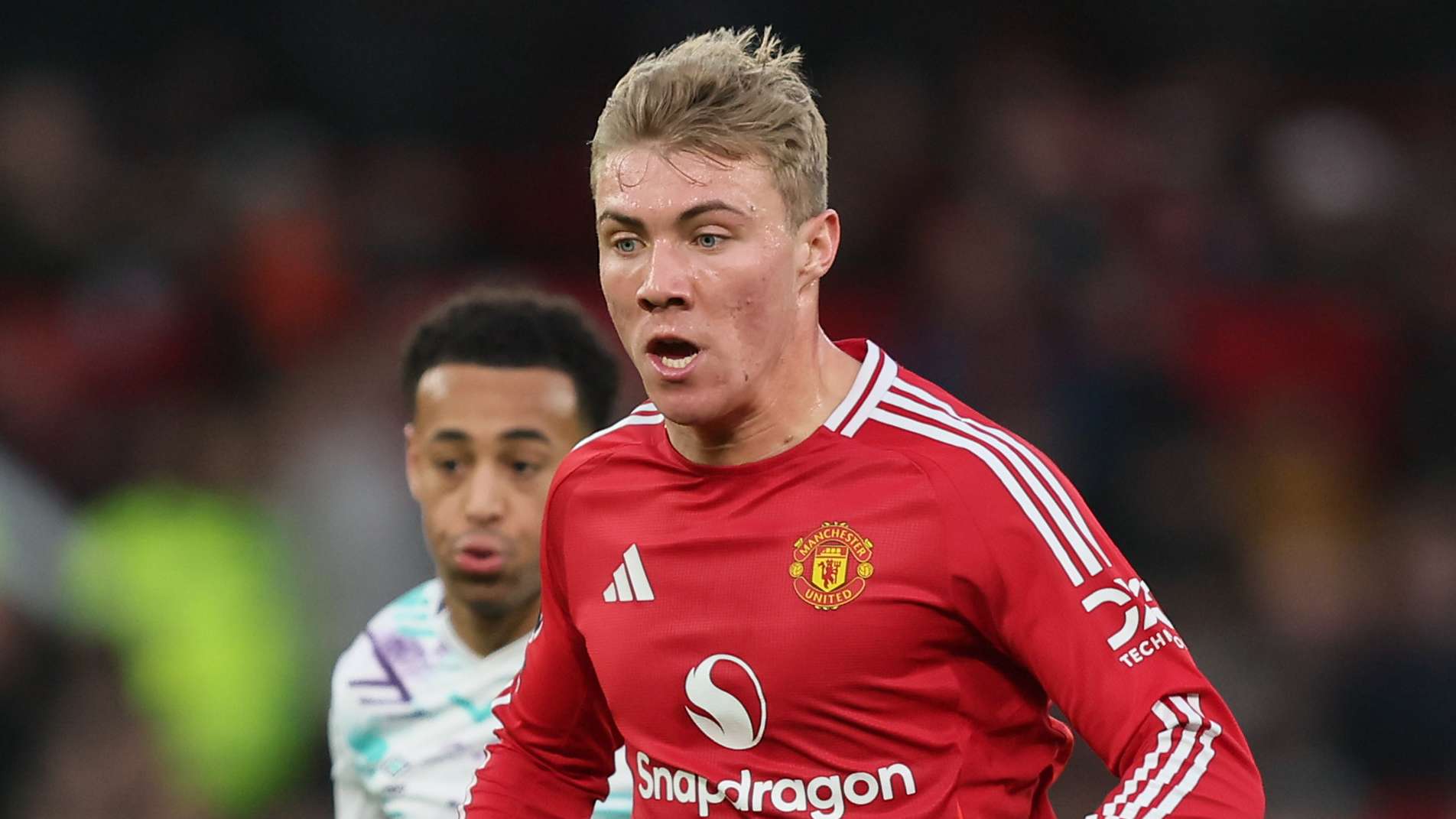 层足球发展 层足球发展